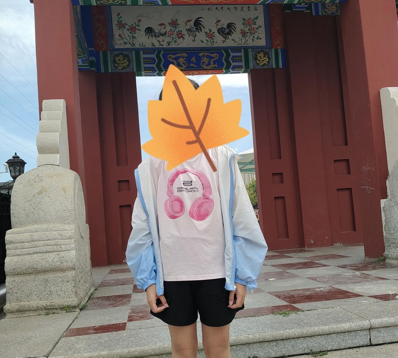 初中生应该“走读”还是“住校”？？
这个问题确实
让家长们很纠结
但还是看孩子的