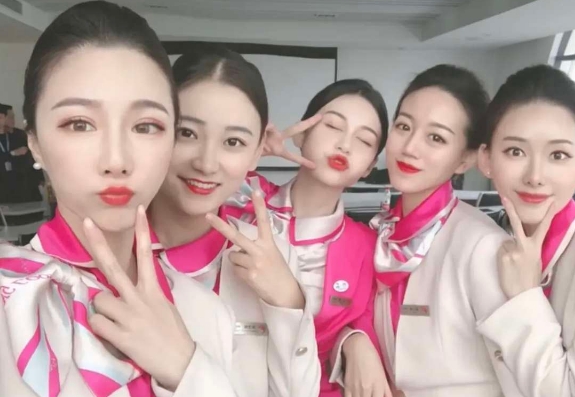 这像不像一个模板......
