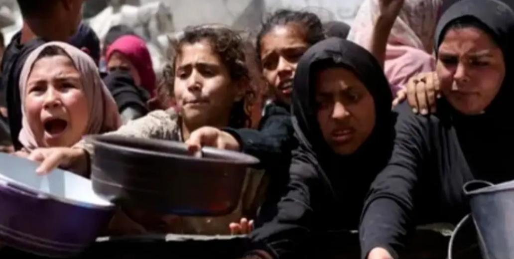 大国可能出兵打击以色列！有美国拦着也不管用了！
英国、法国、加拿大这三个平时跟以