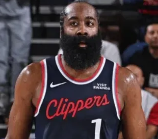 快船后卫布拉德利-比尔遭遇髋部骨折，将接受赛季报销级别的手术治疗。
而快船前锋科