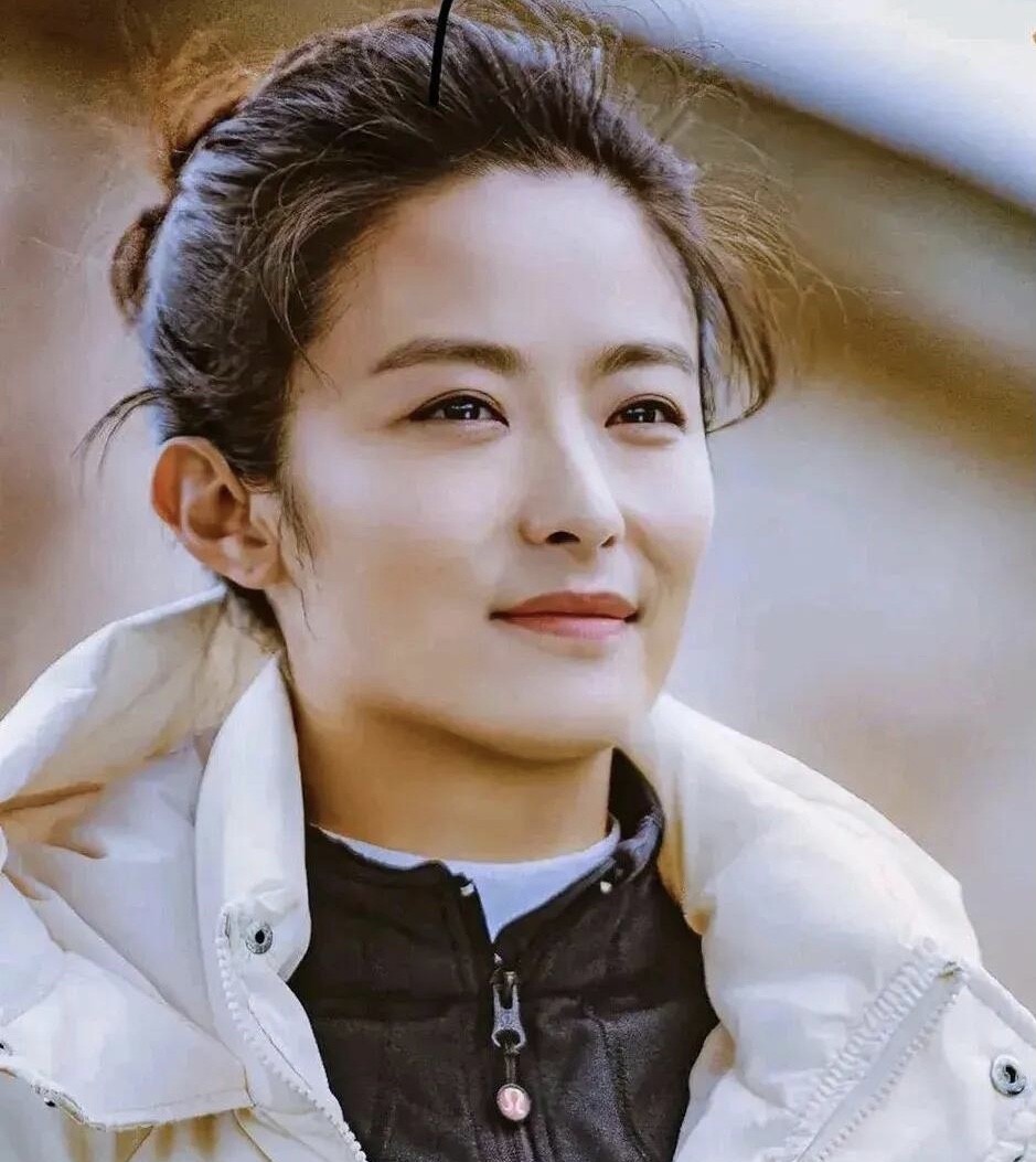 还记得这位女演员吗？她是从吉林来的，出道到现在没啥绯闻，为人低调朴实，演技更是没