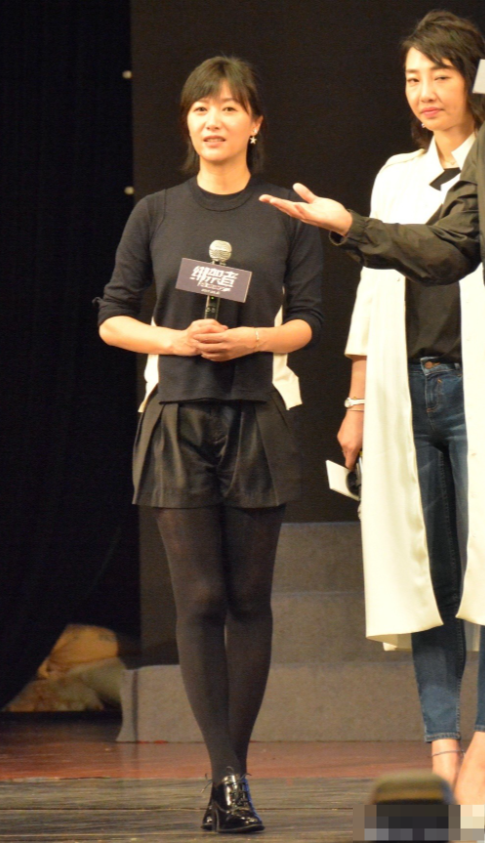 徐静蕾，170cm，不懂就问，白衣服的女演员是谁，有人认识吗？
