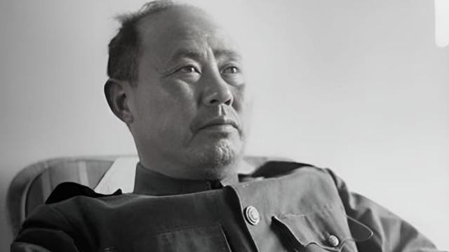 1949年，毛主席问傅作义：你这个部长没有实权？周恩来知道后大怒