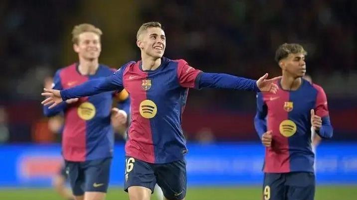 欧冠八强烽烟再起：豪门对决与黑马逆袭的盛宴