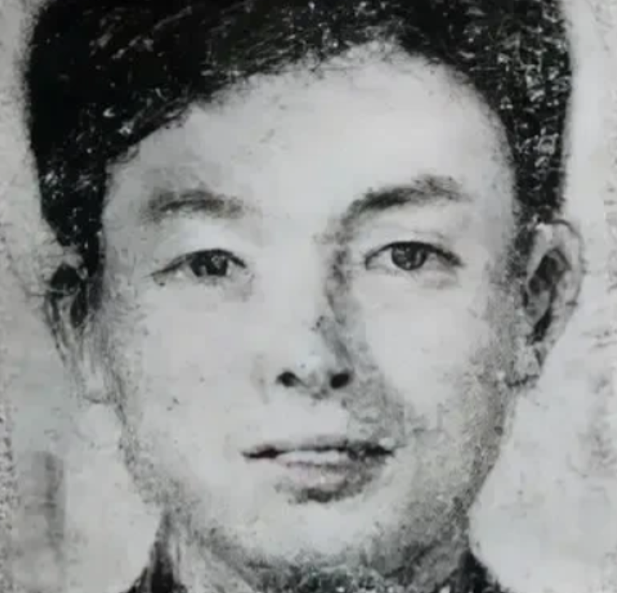 1930 年，地下党员傅有智不慎被捕，面对敌人的威逼利诱，他坚守信仰绝不屈服。
