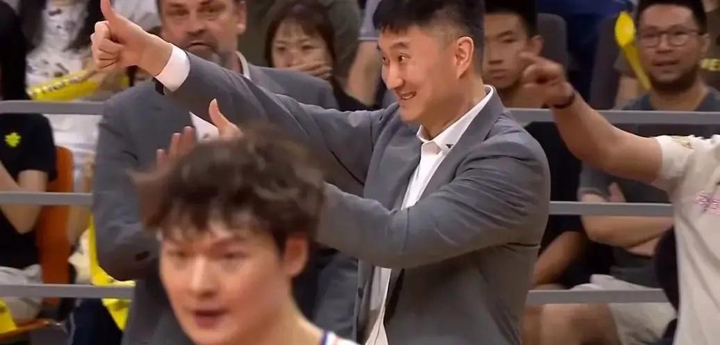 能不能低调点，广东东阳光队

附加赛广东以2:1淘汰掉常规赛克星上海久事队，所谓