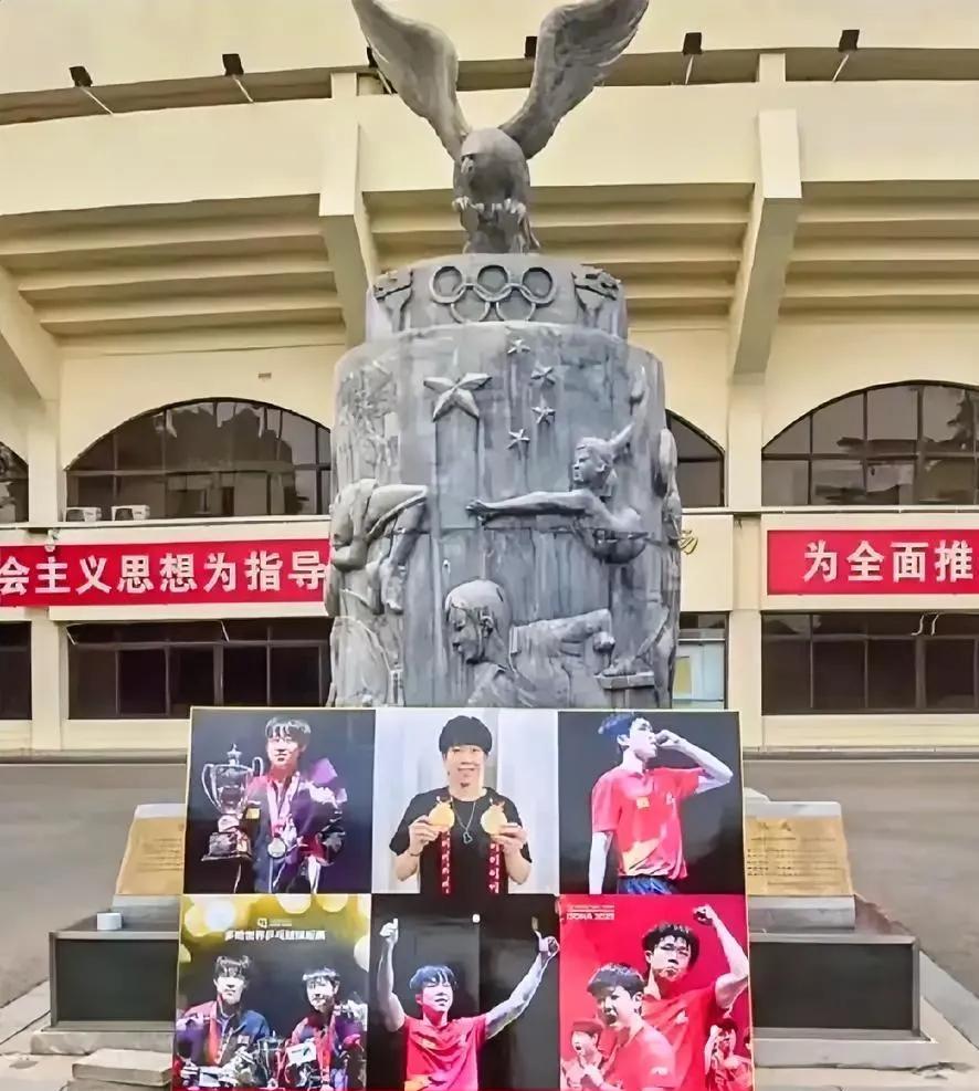 先农坛体校开启拉风节奏，
奉行一个原则：
自家孩子自己宠！
反正我们孩子不缺帅照