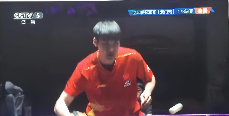 0:3，薛飞不敌张禹珍。直播WTT澳门冠军赛1/8决赛，中国选手薛飞对阵韩国选手