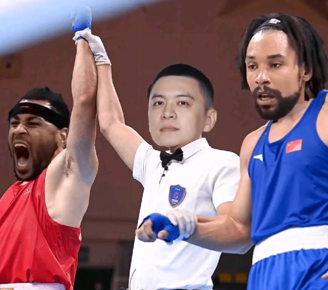 现在莫兰德和萨林杰都是自由身，不少球迷就喊话杨鸣，但我个人认为他俩真的一个不能用