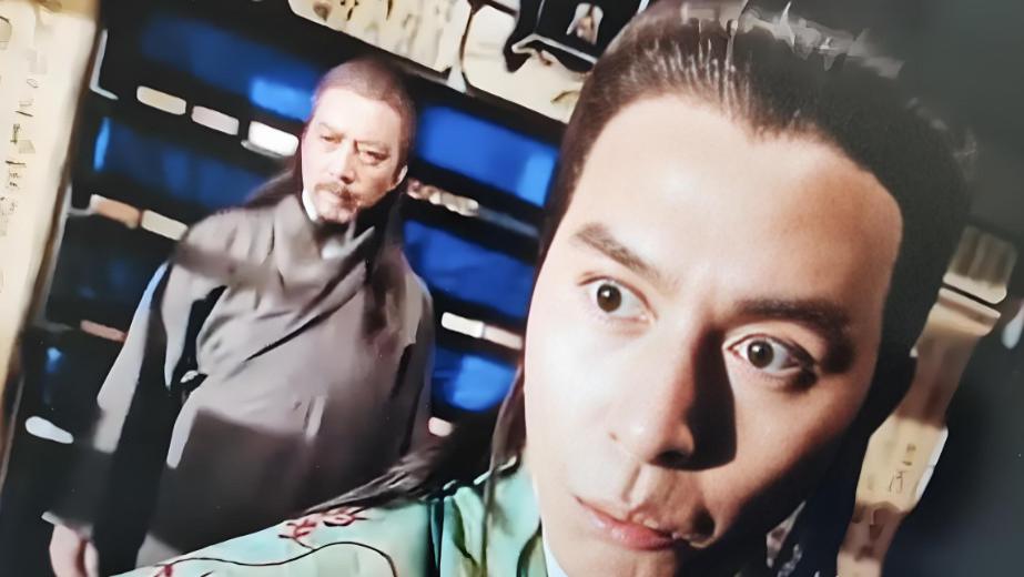 金庸笔下有8大蠢人，自带神功登场，结果越练越弱，最终沦为废人