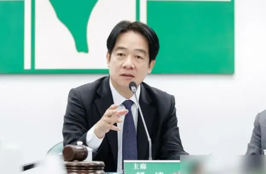 赖清德突然宣布恢复军事审判制度，岛内舆论炸锅了！这波操作被网友调侃“民进党打脸自