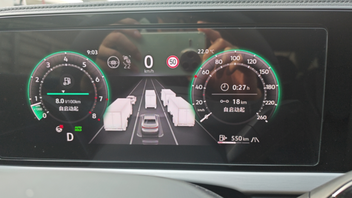 380的油耗，各位车友，市区内，380的油耗8个左右，红绿灯比较多，如果少一点的