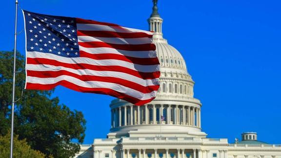 特朗普大清洗！白宫多人被裁