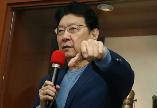 赵少康只是出张嘴  永远马后炮

针对罢免吴思瑶、吴沛忆失败，赵少康今天又出来“