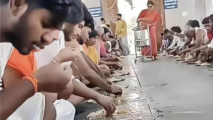 李显龙；龙象共舞成过去式，很快将是大象独舞，难怪从印引进50万人