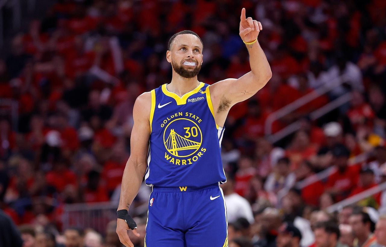近9个赛季NBA年薪最高球员：
25-26赛季：库里——5960万
24-25赛