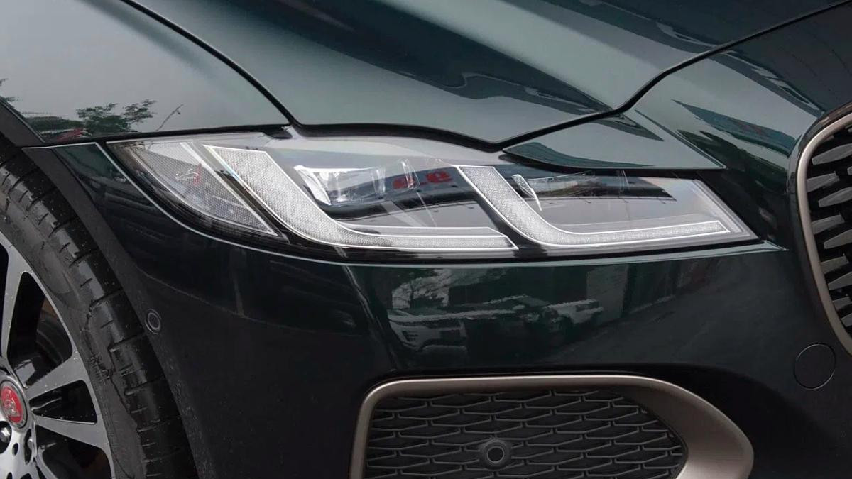 捷豹拿出诚意！降价18万，入门250马力，还配4驱+8AT