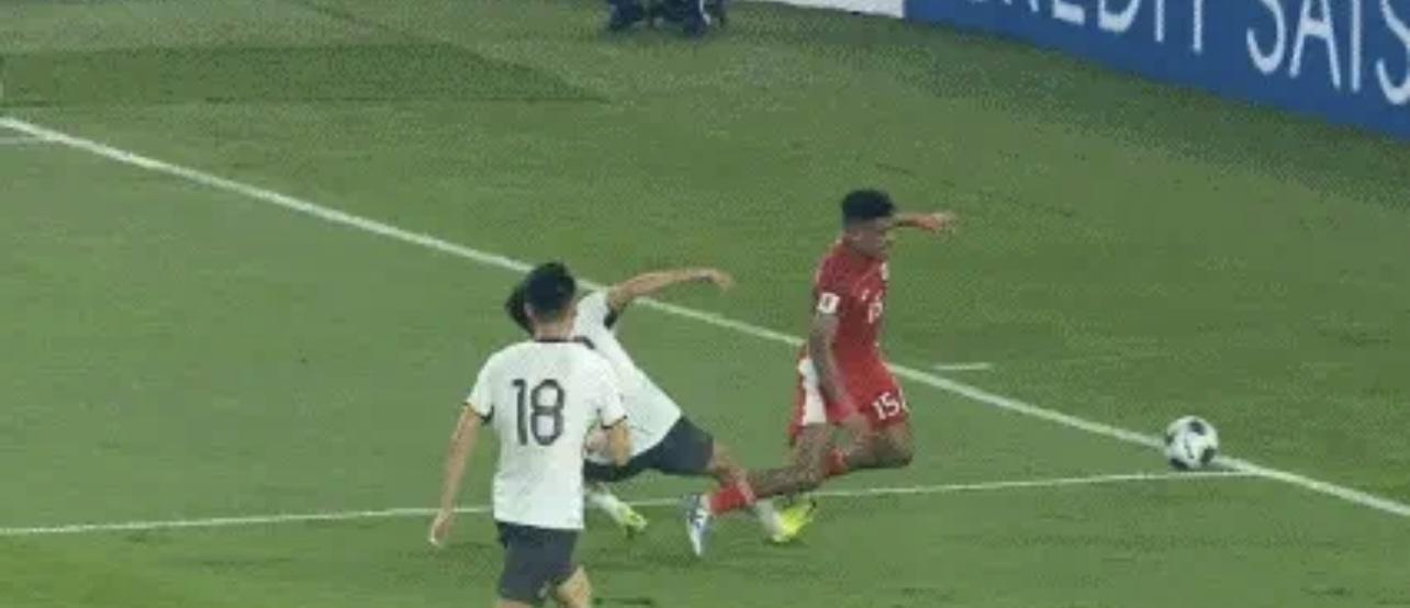 国足丢点球太不应该！经验上被印尼球员碾压了！



这场世预赛，国足客场挑战印尼