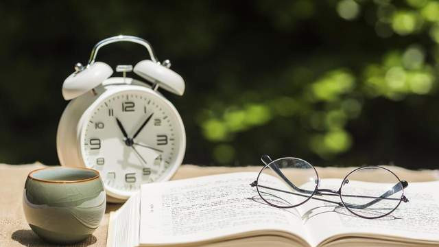 停止内耗！一个集中营幸存者的哲学：你永远拥有“选择态度的自由”