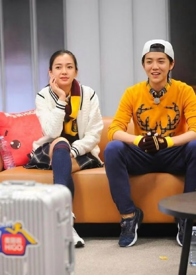 以前的跑男好真实，一点美颜滤镜都没有。 ​​​