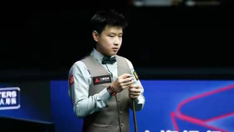 单杆146分也难救主，赵心童爆冷止步苏格兰公开赛