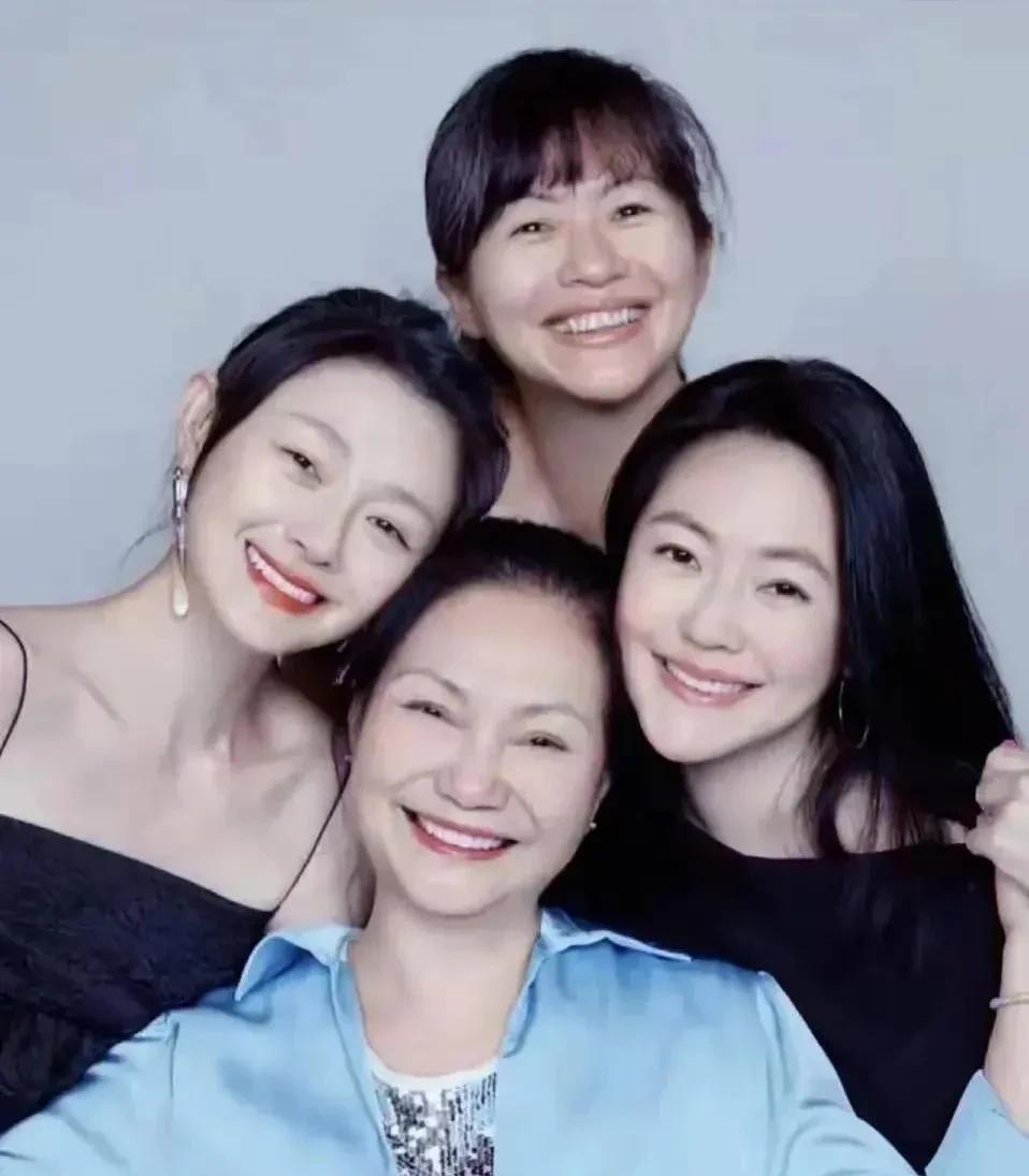 S家就没有一个智商，情商在线的。
   S家的几个女婿，许雅钧主打一个不掺和，不