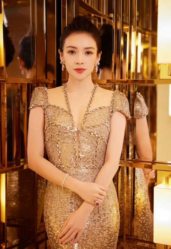 陈可辛的《酱园弄》上映之后，口碑和票房双双扑街，网友们的吐槽基本是一边倒的节奏。