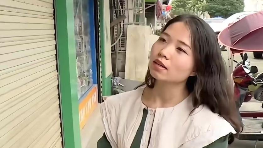 28岁美女意外怀孕，却不知道孩子的父亲是谁，要求前男友对她负责