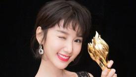 毛晓彤方发文否认与陈晓恋情，38岁陈晓刚离完婚就被“二婚”？毛晓彤连夜甩出三连杀，娱乐圈这波瓜太离谱