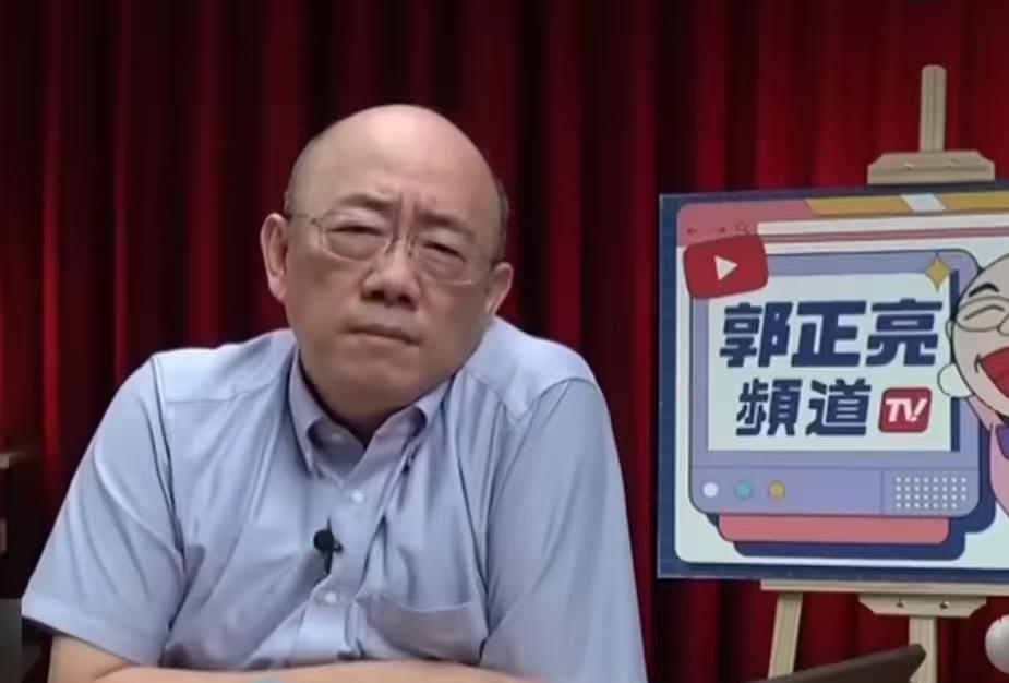 郭正亮在他的节目中，痛批了国民党参选人不敢触碰两岸关系的深水区，这样无法成为一个