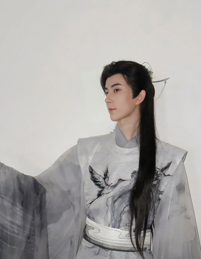 于朦胧这件事不可能是他杀，从这三点来看，逻辑上就不成立！

第一，于朦胧单一个社
