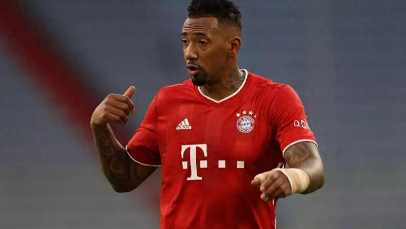 巴萨向博阿滕敞开大门：一位被慕尼黑球迷唾弃的传奇