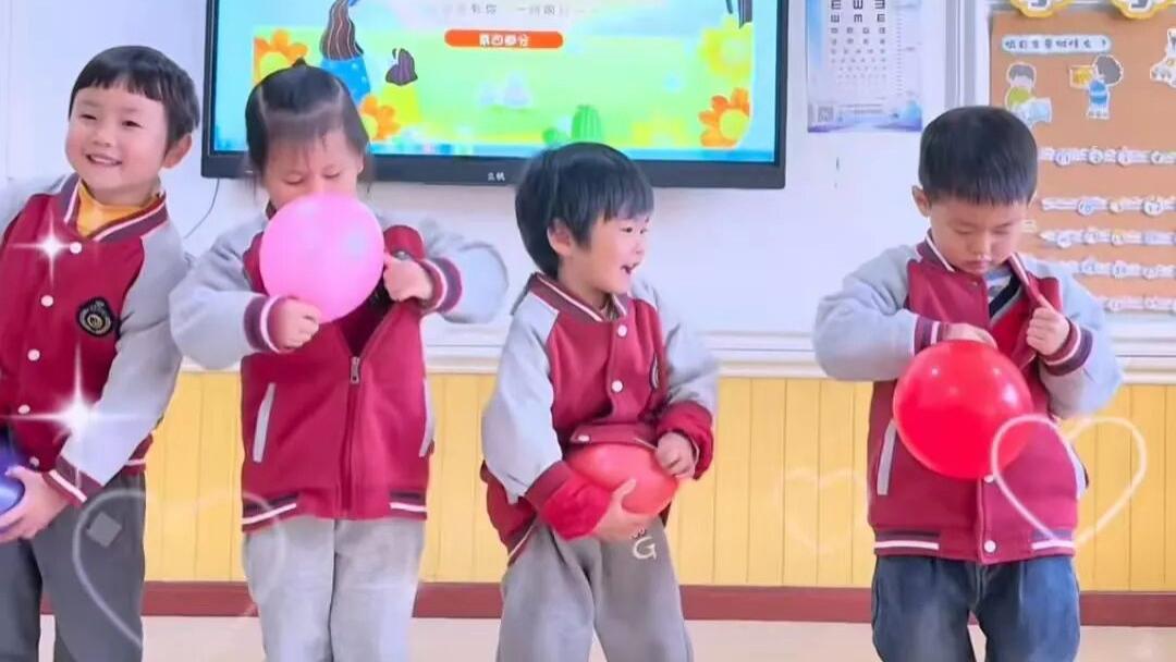 宁乡市万婴幼儿园中二班感恩节活动：感恩成长，“孕”见美好