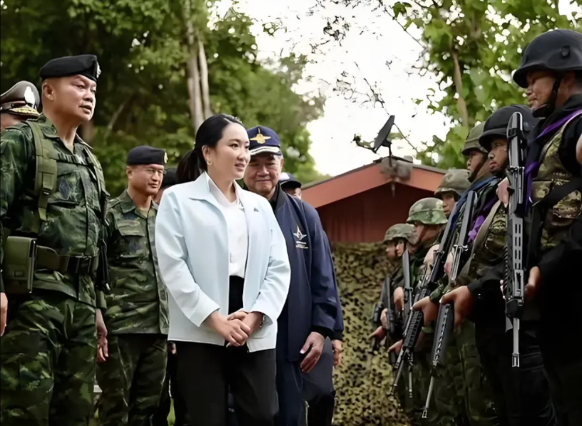 明明泰国军事实力远超柬埔寨，但奇怪的是泰国士兵已伤亡超10人，而柬埔寨方面却没传