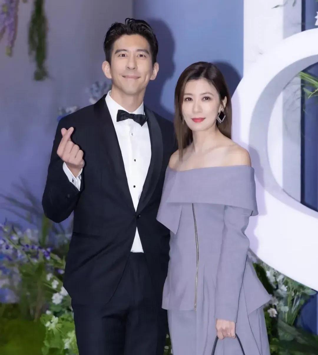 修杰楷与继女梧桐妹的隔空对话让全网炸开了锅 19岁留学生在社交平台晒出火辣穿搭 