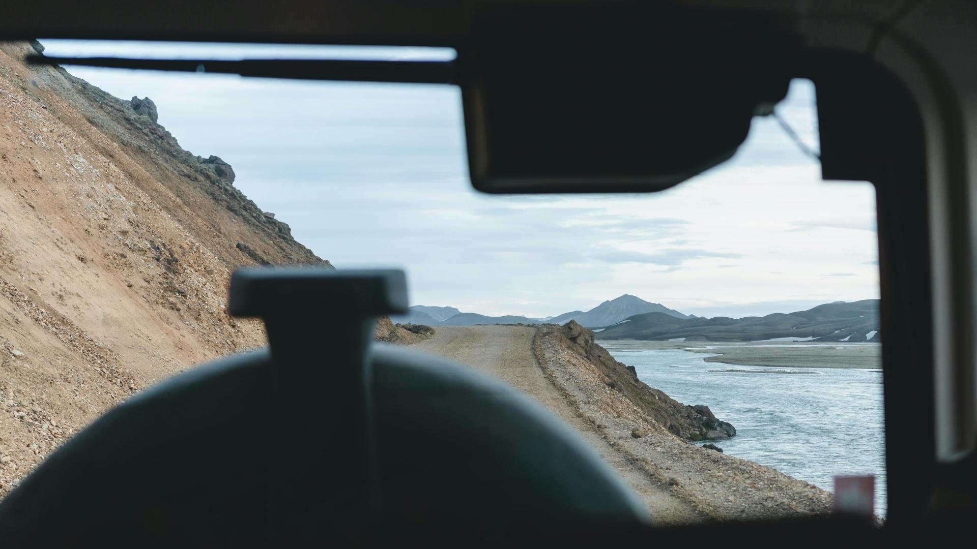 青岛安遇咨询：前任说的“只做朋友”其实才是复合关键期