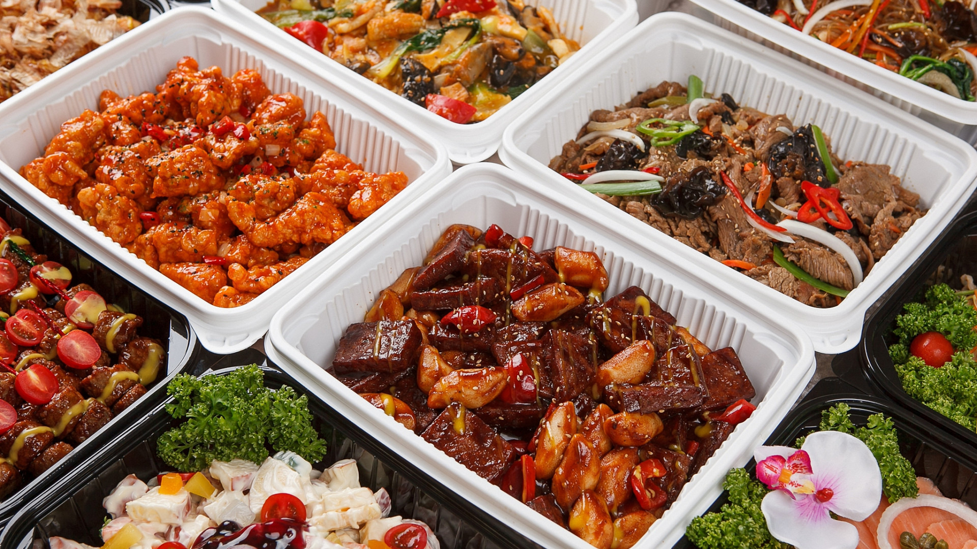 预制菜进校园引发家长热议：是便捷餐单还是健康“盲盒”？