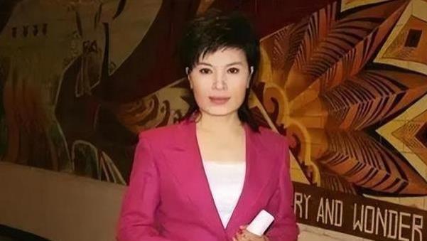 李瑞英退休生活揭秘！穿得朴素却幸福满满，淡然自在引人羡慕