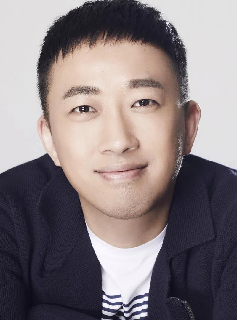 于正，这位娱乐圈的知名编剧、制片人，其人品问题一直是公众热议的焦点。他因言辞犀利