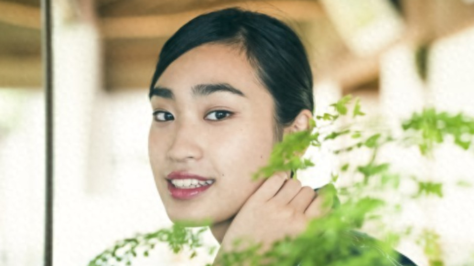 男人以为给钱给房就够了，却不知女人从18岁到60岁，始终在等这3件事