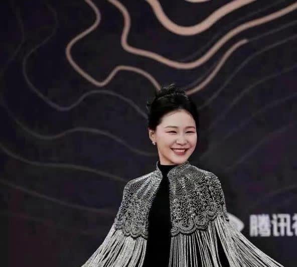 我真的瞬间对金靖路转粉了！这简直就是大女主的绝佳剧本！