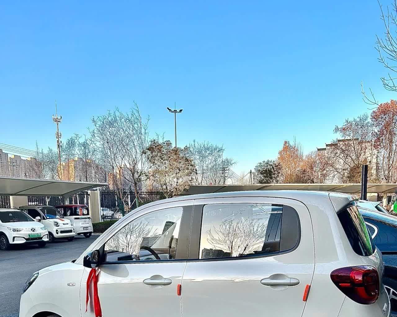 家人们谁懂啊！老公想买台小电车，就日常接送孩子、买菜代代步，预算 3w 以内，要