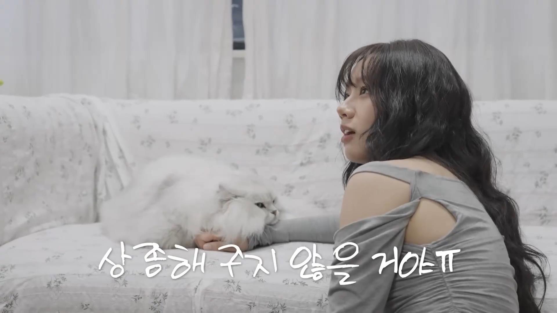 韩国明星惠利到上海旅游，一张撕拉片，惊得她合不上嘴！
李惠利在上海录制节目，她到