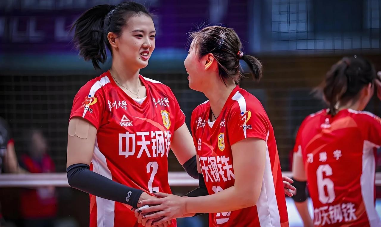 江苏女排如愿夺冠，剧情有点离奇