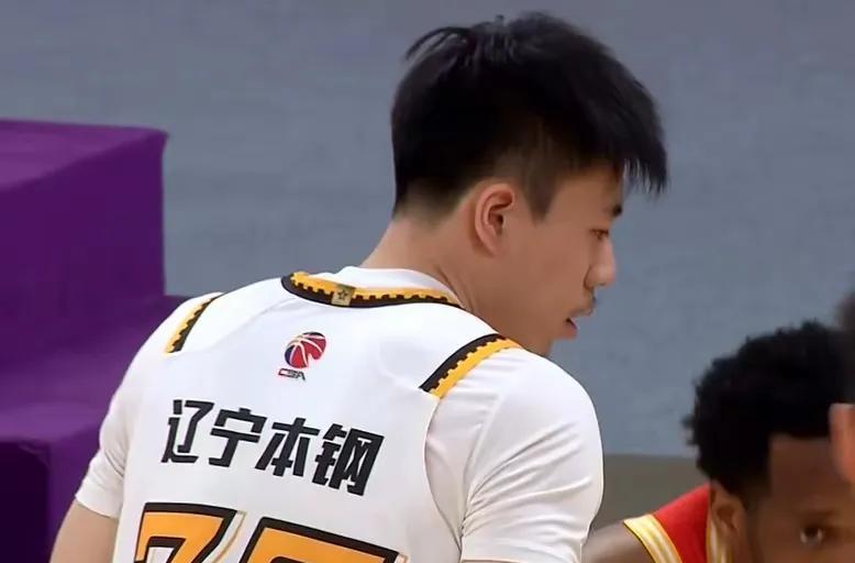 #cba# 辽宁大惨败，完全打不过广厦。
面对广厦的超级五虎，辽宁队完全没有能力