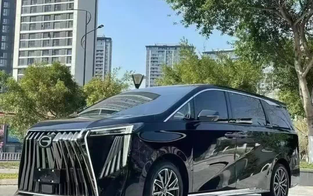 听我说几句，买车不纠结：
第一、要面子，买特斯拉
第二、要科技感，买奥迪、问