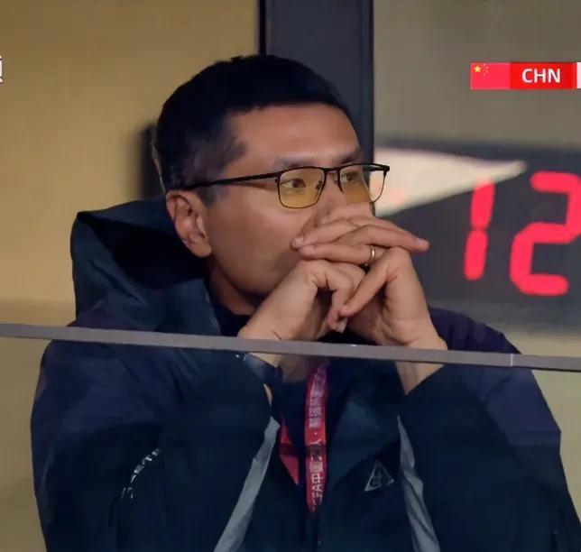 中国男足新一期的集训，邵佳一应该不太可能带太多的归化球员，从长远来看国家队的球队