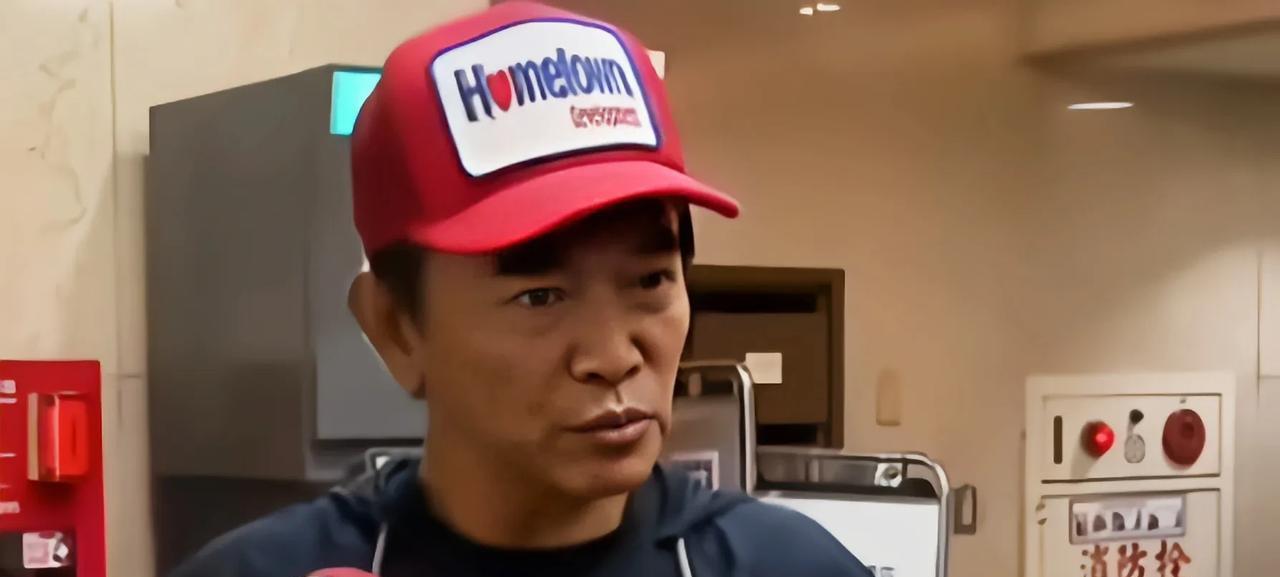从吴宗宪和馆长最新表态来看，一个像是朱立伦，一个像柱姐！
吴宗宪最近接受岛内媒体