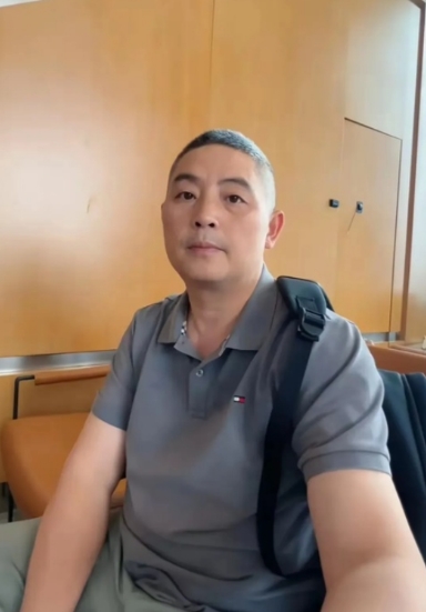 快乐王胖第四次重庆之行很不顺利，刚刚才发布了一个短视频，几个小时后被人告知删除了