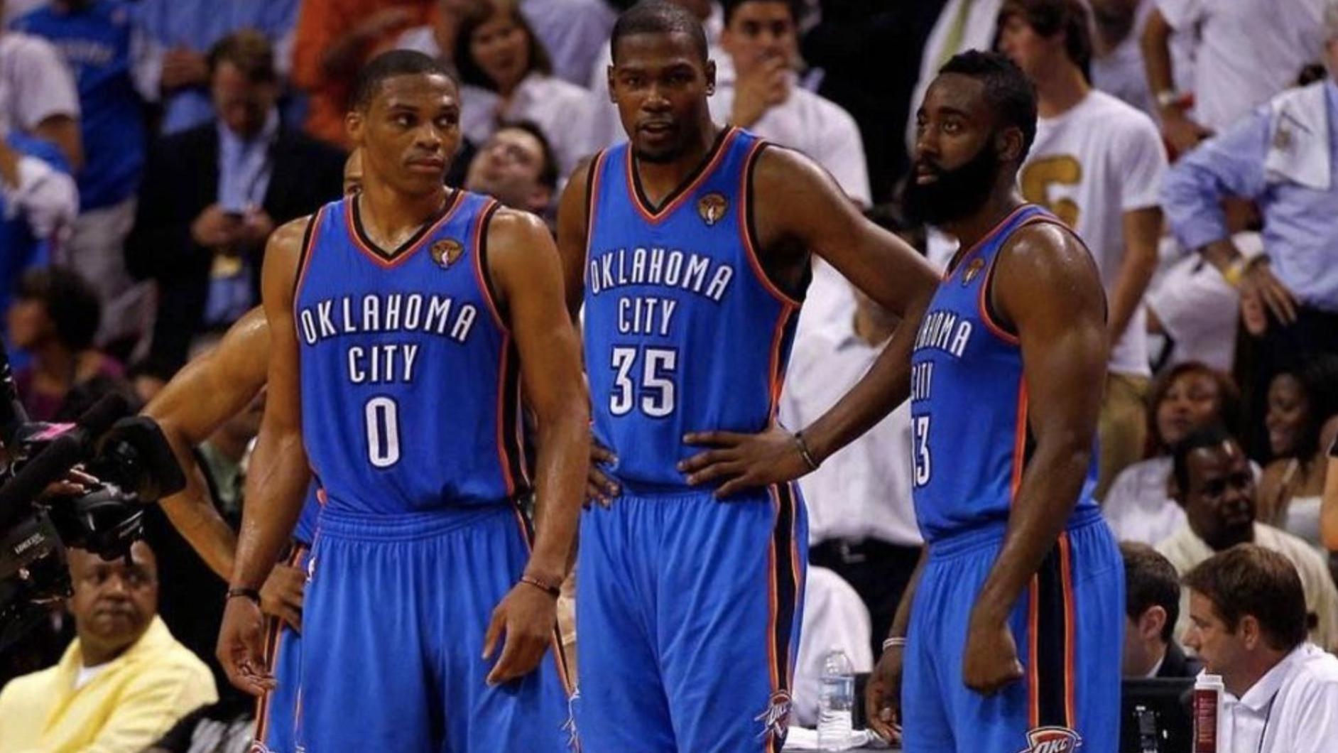 依旧意难平，杜兰特不满哈登被交易，气愤詹姆斯虚假的推特庆祝